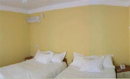 Monte-Nelly Hotel Бухарест Экстерьер фото