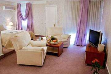 Monte-Nelly Hotel Бухарест Экстерьер фото
